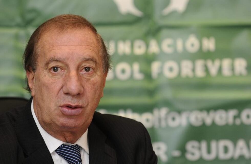 Coronavirus: el tercer test le dio negativo a Carlos Bilardo, indicó su hermano Jorge