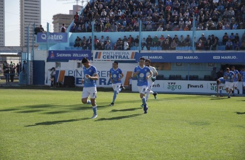 Estudiantes no pudo romper el cero ante Mitre en Río Cuarto