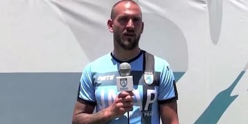 El Pela Aveldaño defiende colores celestes en Chile, y tiene en la piel a Belgrano\u002E