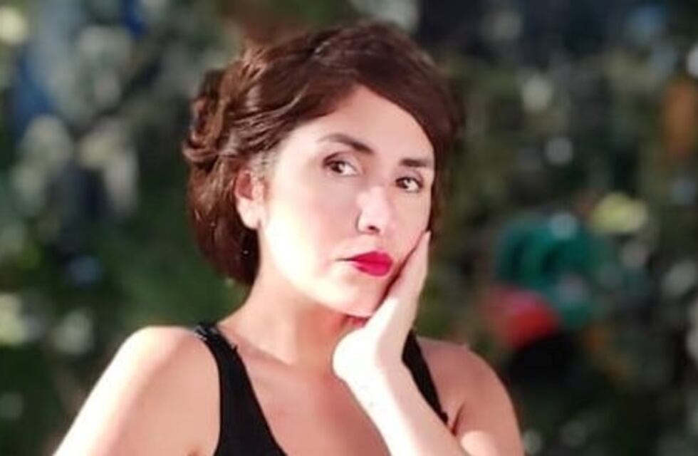 Osito de Gran Hermano bailó muy sensual solo con remera y tanga