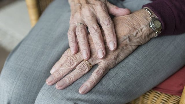 La mujer tiene 92 años y el fallo sólo la abarca a ella\u002E