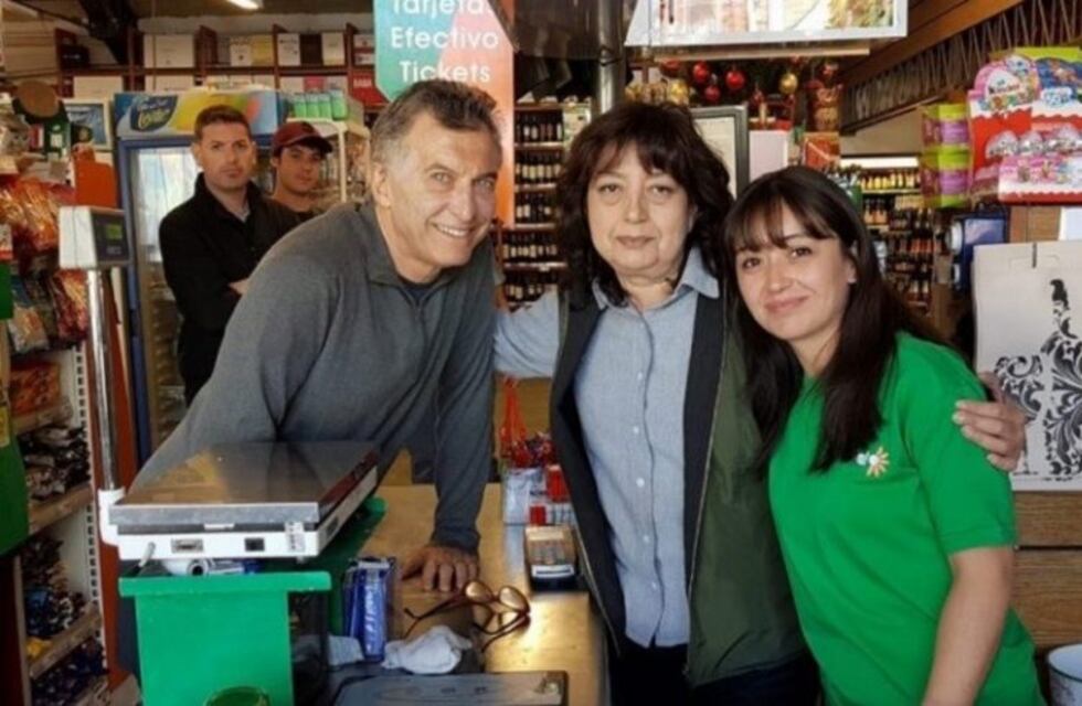 Mauricio Macri envió un saludo de Navidad desde Villa La Angostura y llamó a mantener "el lazo que nos une"