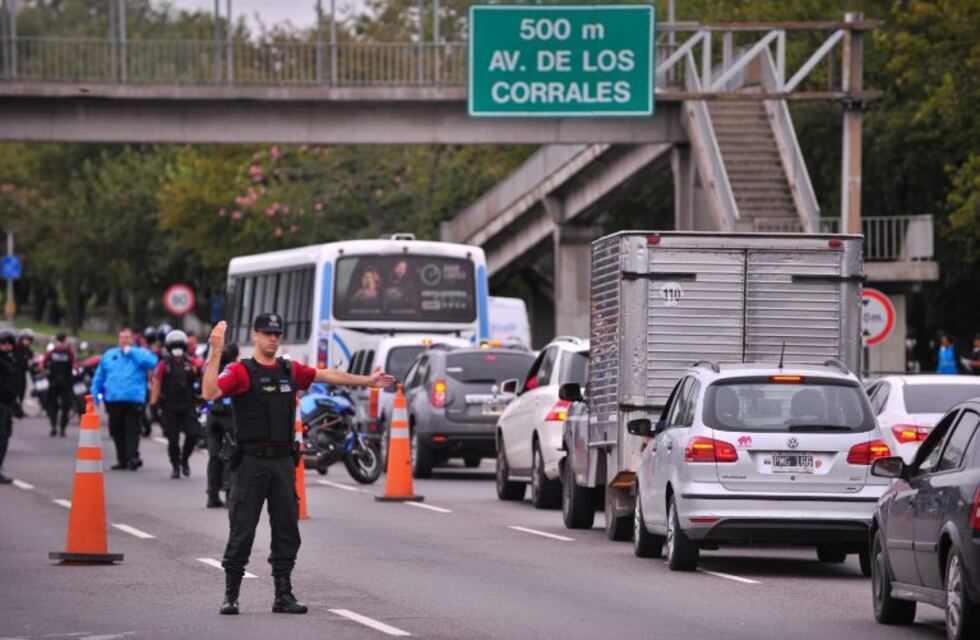Acceso a la Ciudad: desde este jueves hay carriles exclusivos para personal de seguridad y sanidad
