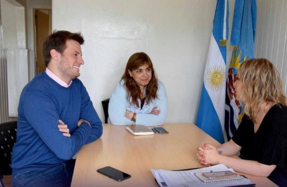Reunión de la secretaria de producción con el secretario de estado de ambiente