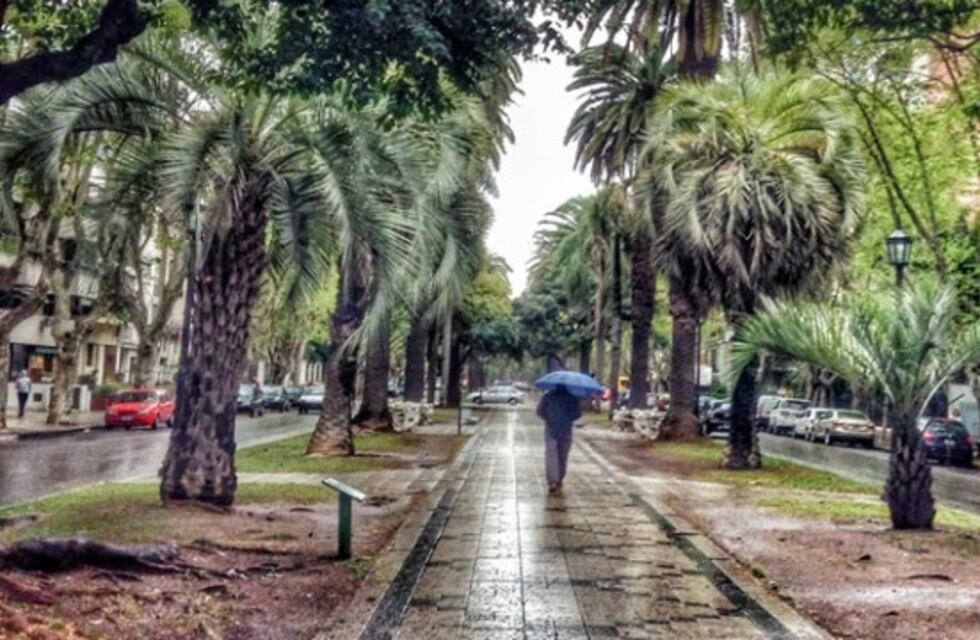 Las fuertes lluvias siguen amenazando a Rosario y el sur de Santa Fe hasta la tarde