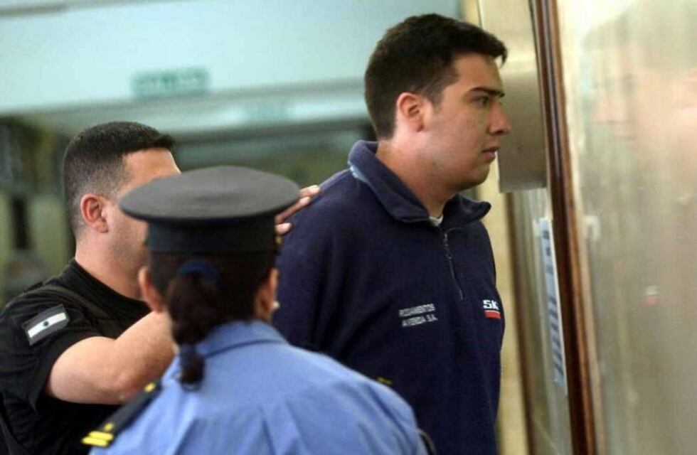 Una abogada trans le exige 15 millones de pesos al Colegio de Abogados de Mendoza por tramitar una denuncia de género en su contra