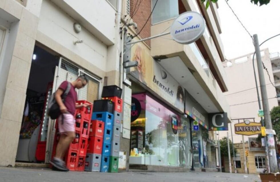 Detienen a vecino que baleó a ladrón, y hay marcha en Alta Córdoba para defenderlo