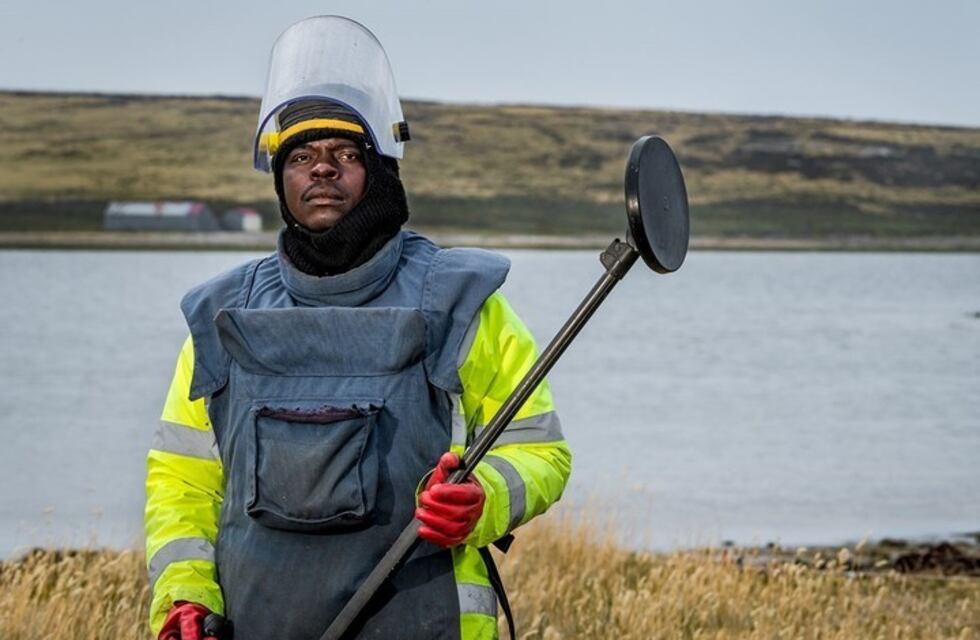 Expertos en explosivos  realizarán detonación de minas en Malvinas