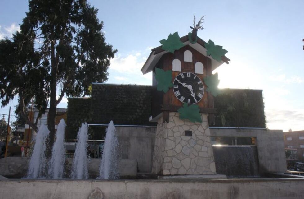 El Reloj Cucú estrenó su nuevo jardín vertical sustentable