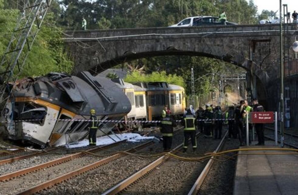 Al menos 55 muertos y más de 500 heridos al descarrilar un tren en Camerún