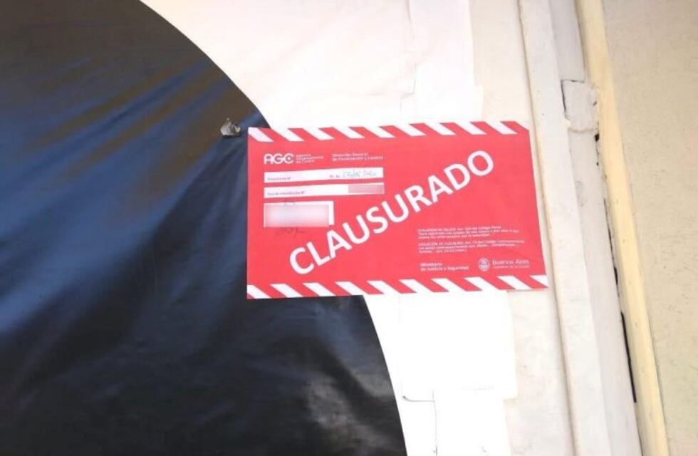 Desbarataron la "Fiesta del Pelotero": once adultos se juntaron a bailar en un salón de cumpleaños infantiles