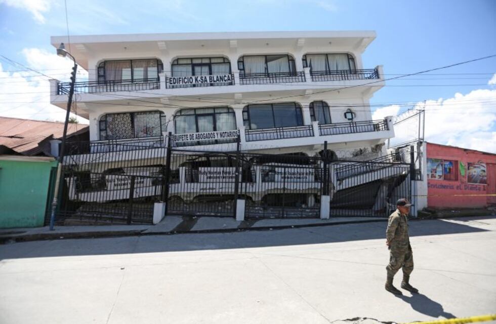 Asciende a 61 la cifra de muertes por el terremoto en México