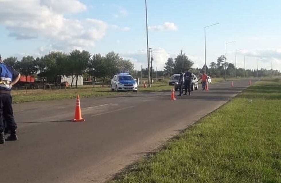 La Policía de Gualeguaychú se retira de los puestos de ingreso