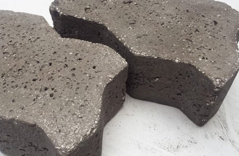 Las Lajitas hará bloques y adoquines con desechos plásticos