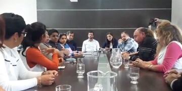 Docentes autoconvocados en Salta\u002E (FB Docentes de Bases Independientes y Unidos en Salta)