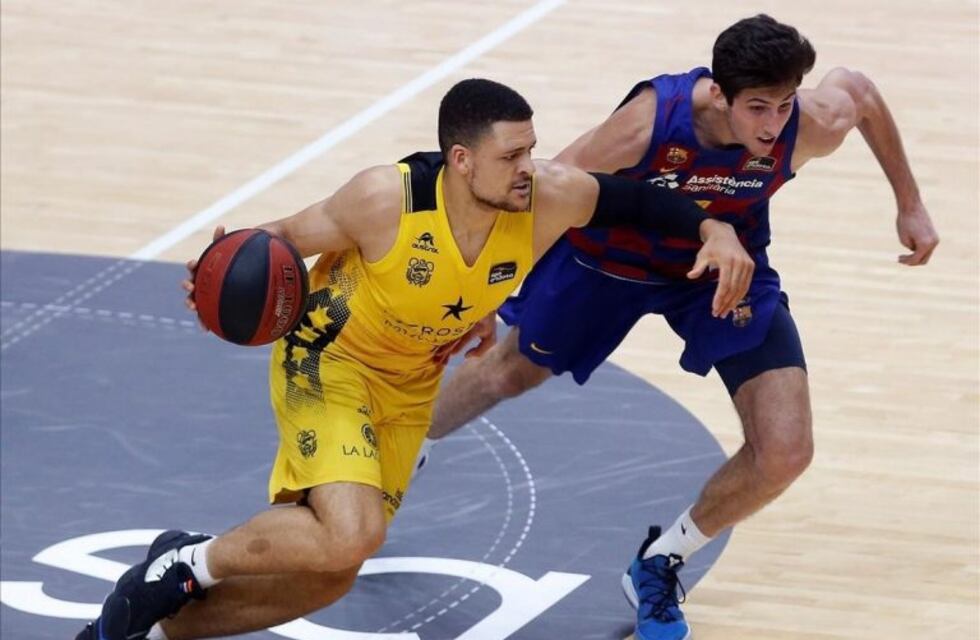 Leandro Bolmaro aportó 11 puntos en la caída del Barcelona