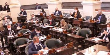 Media sanción para el Código Procesal Civil de la provincia\u002E