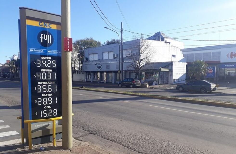 La nafta premium superó la barrera de los $40 y no descartan nuevos aumentos