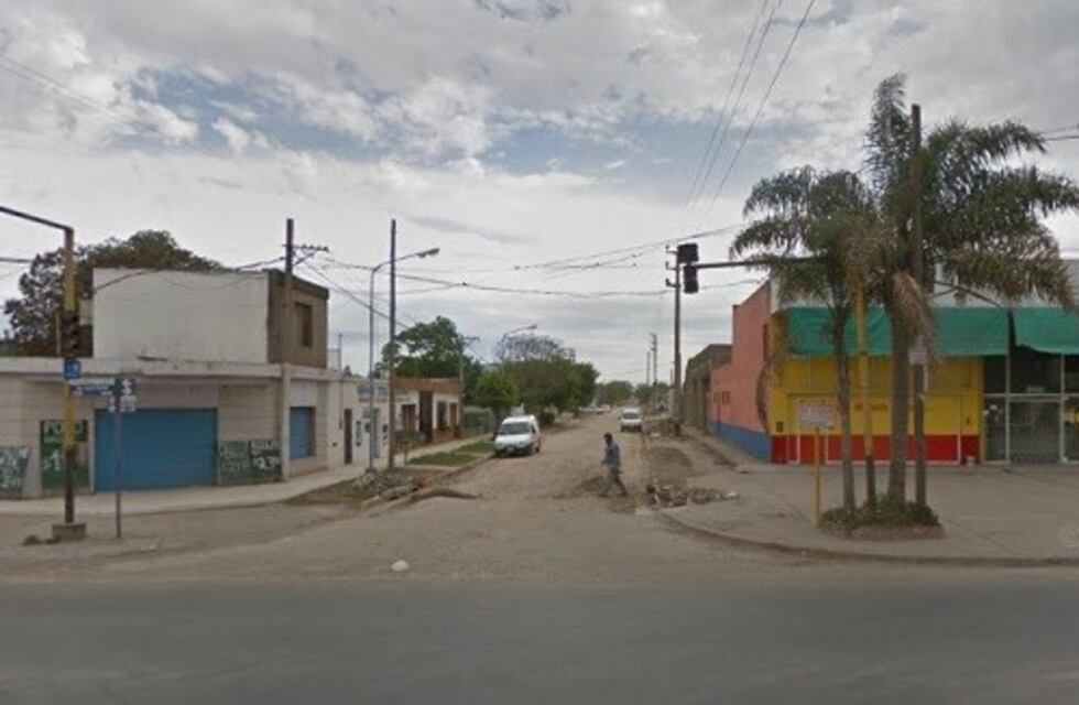 Detuvieron a tres vendedores ambulantes de Rosario y a uno de ellos se le secuestró marihuana