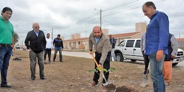 El intendente estuvo en las inauguración que se llevó a cabo en el barrio Mama Antula