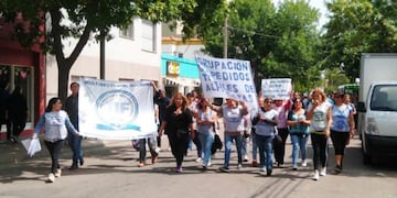 Los despedidos de Alpargatas manifestaron en Santa Rosa (Vía Santa Rosa)