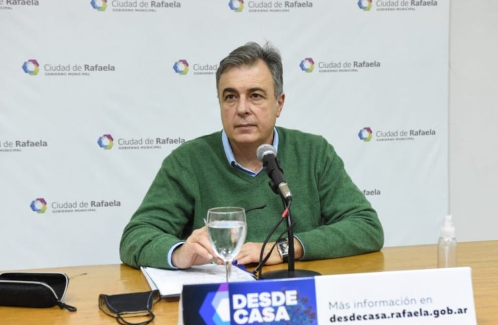 El intendente participó de una videoconferencia con el ayuntamiento de Madrid