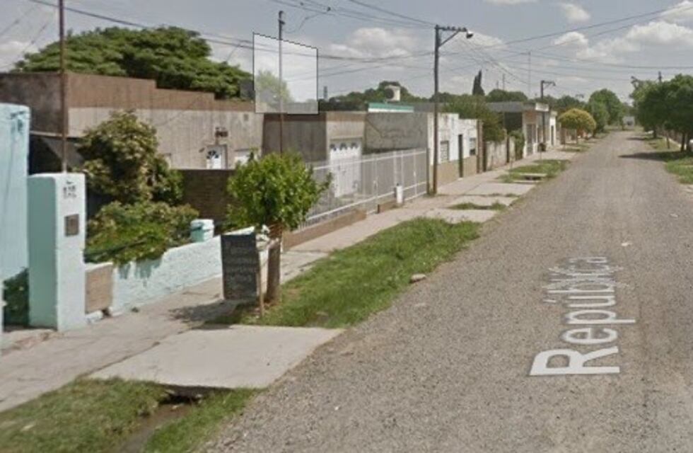 Un hombre fue hallado sin vida y semidesnudo en la bañera de su vivienda de barrio Pezzi