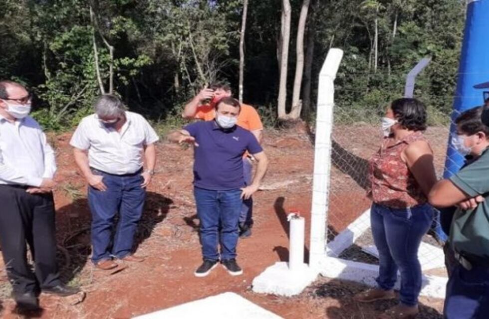 Herrera Ahuad inauguró obras de agua potable para Santiago de Liniers