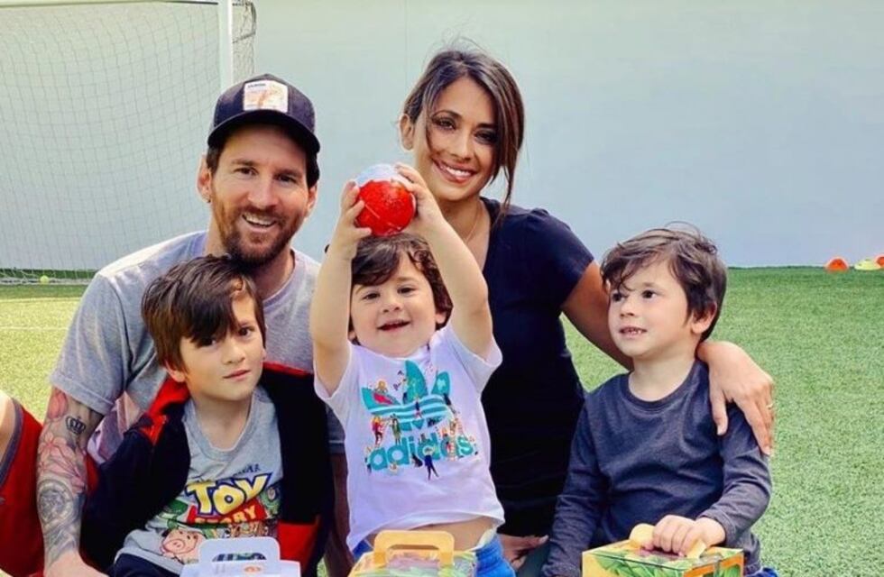 Antonela Roccuzzo eligió tres fotos especiales de Messi para el Día del Padre