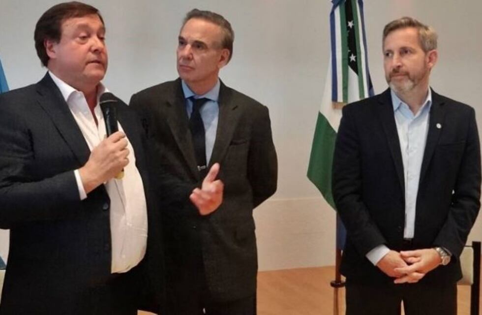 "Juntos" hace campaña por el corte de boleta