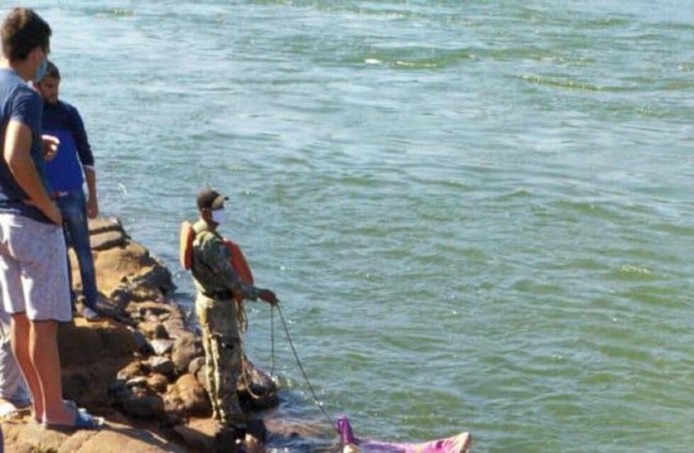 Apareció el segundo cuerpo de los desaparecidos durante el naufragio de una canoa en el Paraná