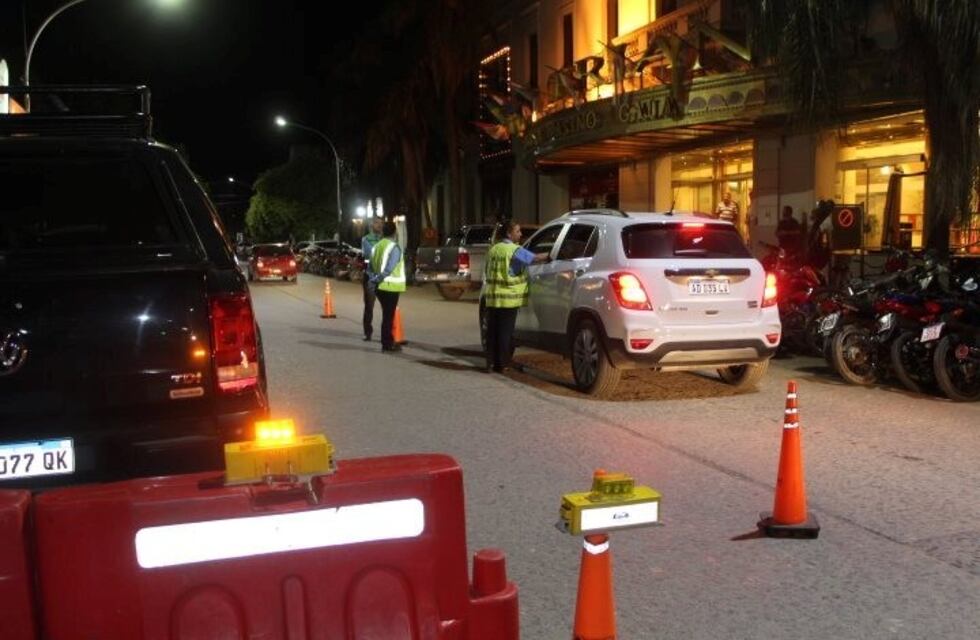 Operativos del fin de semana en Resistencia: secuestraron 36 vehículos y labraron más de 90 multas