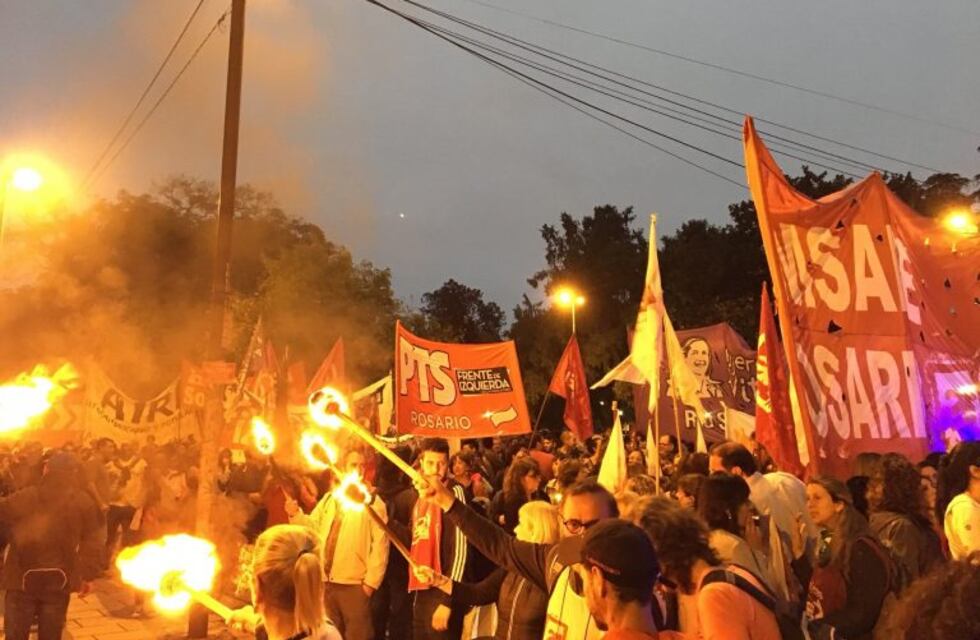 Marcha de Antorchas a un año de la muerte de María de los Ángeles Paris