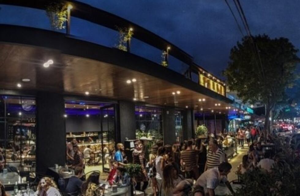 Fueron denunciados por discriminación, pero desde el comercio gastronómico se defienden