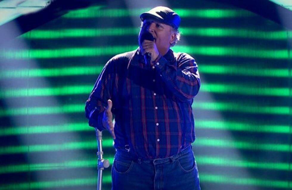 Conocé a Pablo Carrasco, el pergaminense que se lució en La Voz y fue tendencia en Youtube