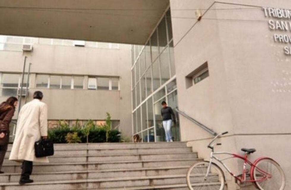 Condenaron a 10 años de prisión a un joven por tres robos a mano armada en San Lorenzo