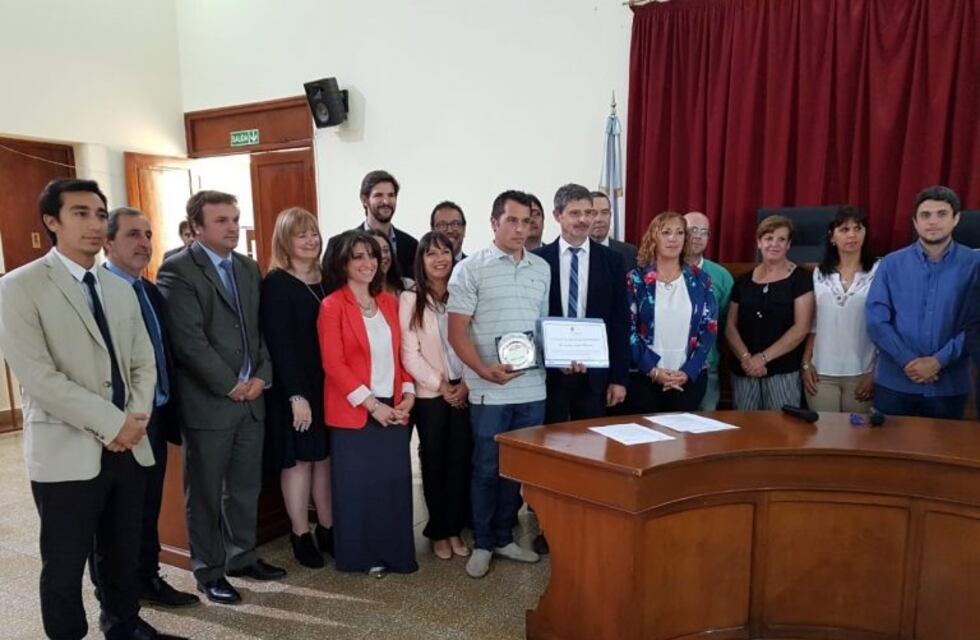 Declaran Deportistas Insignes a Daniel Bravo y Javier Schaab