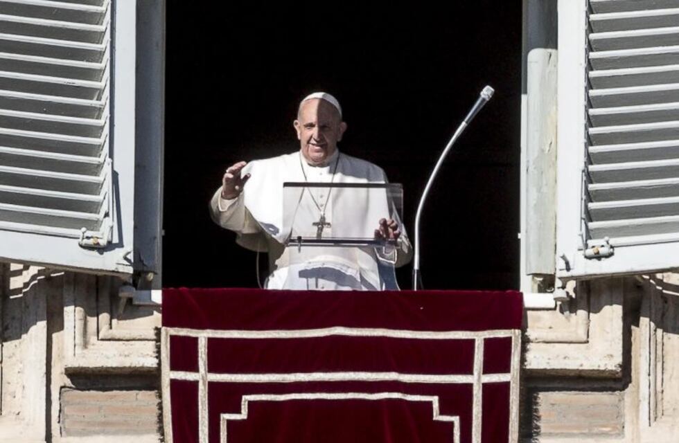 El Papa Francisco envió rosarios a militares detenidos por crímenes de lesa humanidad