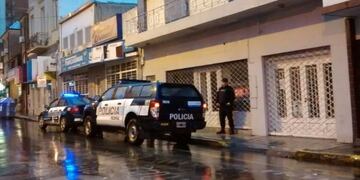 La Policía Federal realizó varios allanamientos en Paraná\u002E (@marianoemartin)