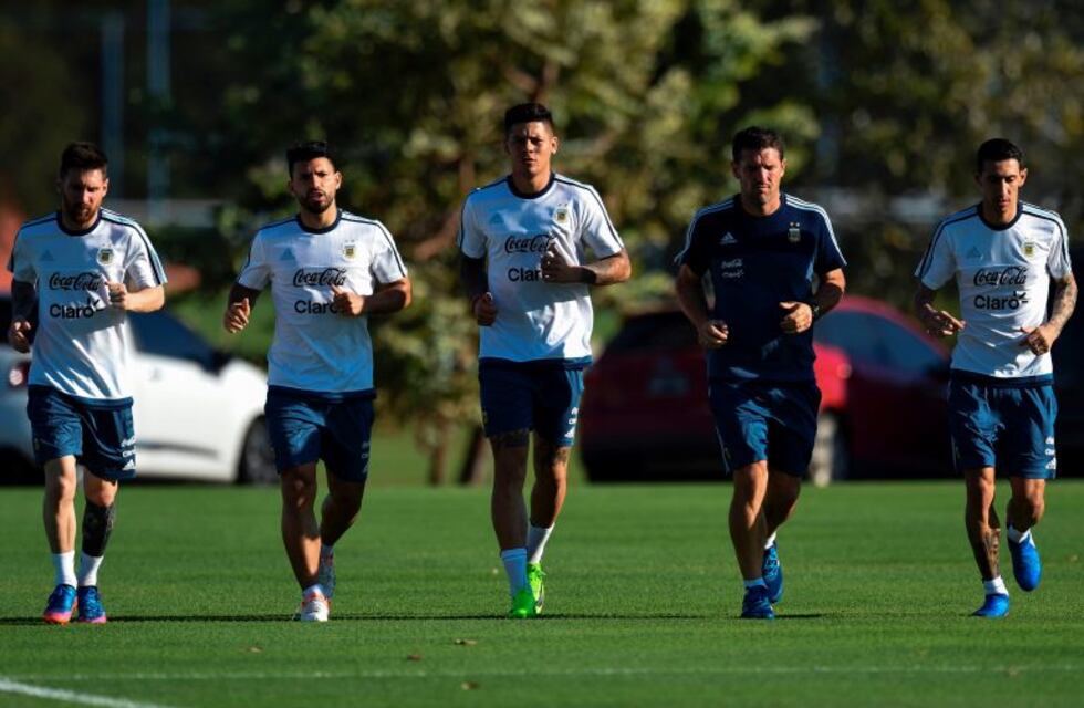 Faceta desconocida: Marcos Rojo, de futbolista a playero en Inglaterra