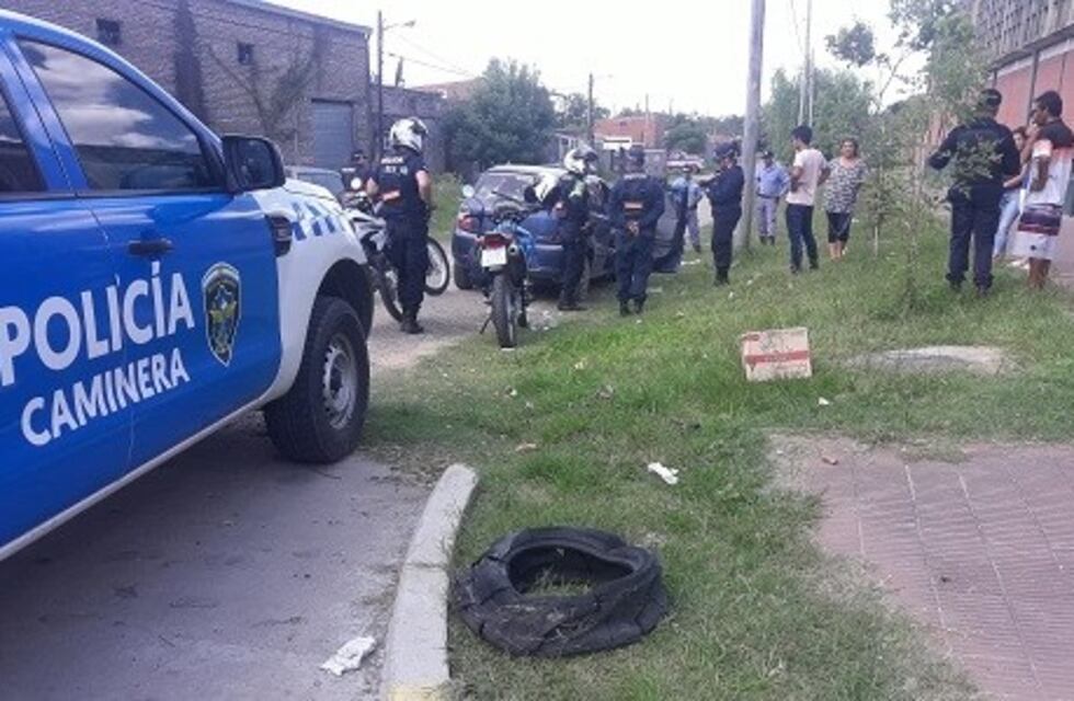 Detuvieron a un automovilista que transportaba dinero y drogas