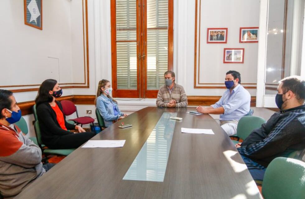 Avanzan los convenios del programa de microcréditos Acompañar