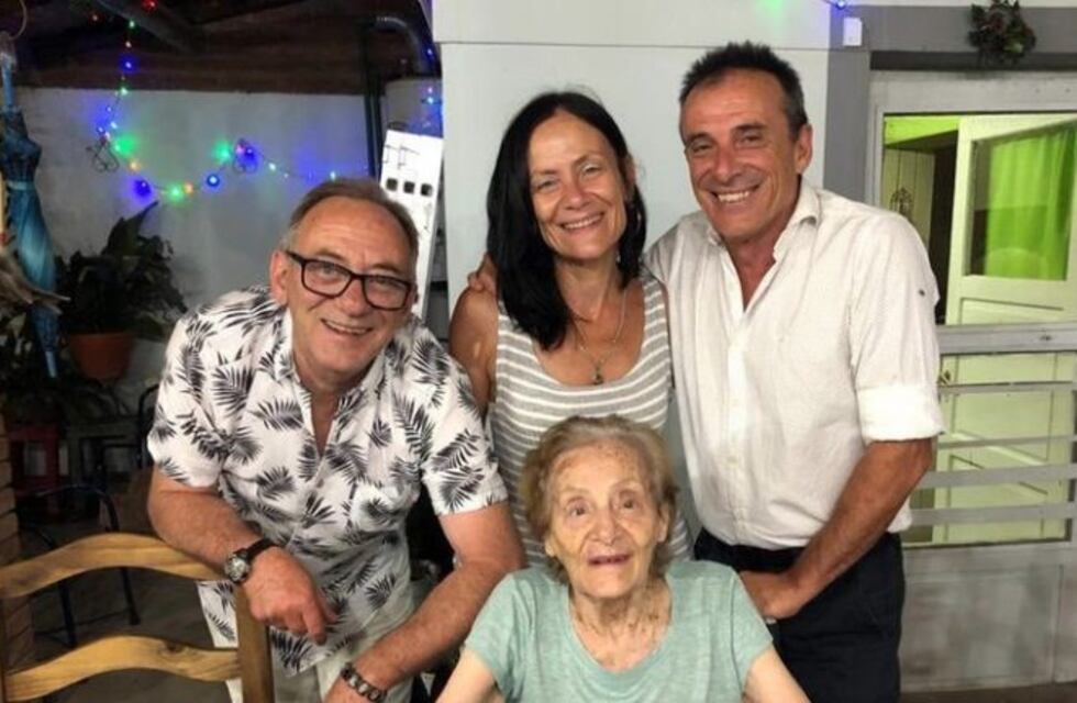 Su madre está a punto de morir y no puede verla por los requisitos para ingresar a Mendoza