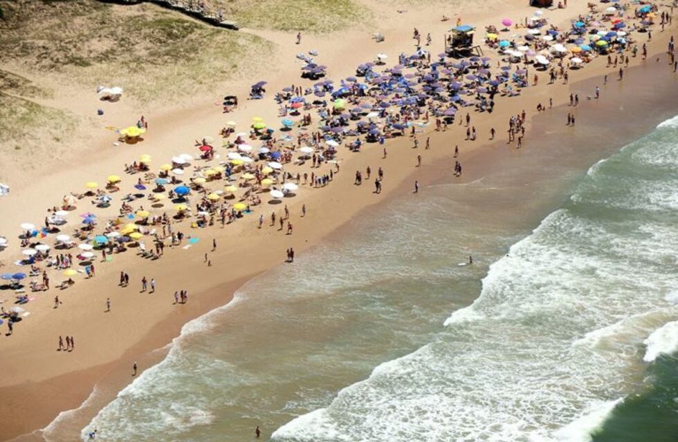 Desde Uruguay opinan que el impuesto argentino a las compras en el exterior es un "golpe negativo"