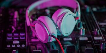 Música Electrónica\u002E (Web)