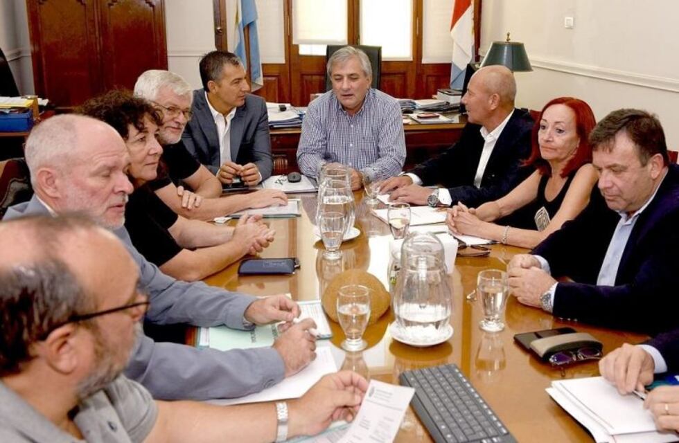 Estatales recibirán el ajuste de la cláusula gatillo por última vez