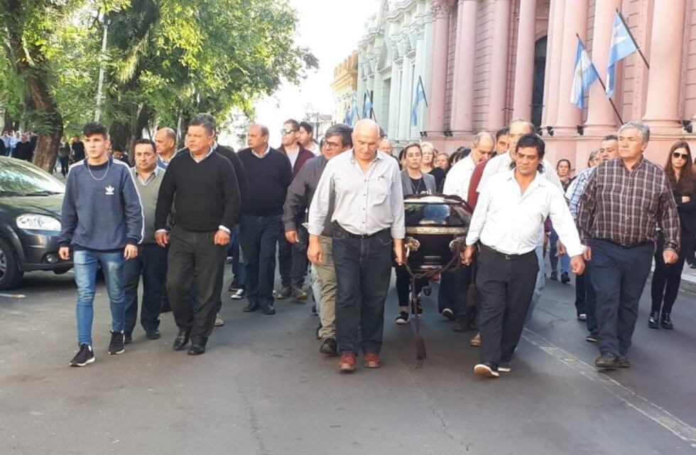 El velatorio de Rubén Suárez fue en la Legislatura y en la sede de la UTA