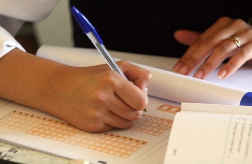 Docentes rechazan las reformas del secundario que pretende la DGE