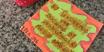 Alumnos del IPEM Nro 346 realizan bolsas de tela reutilizables\u002E