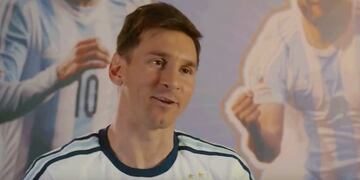 Lionel Messi casi rompe en llanto en plena entrevista\u002E